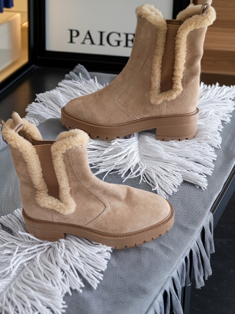 New PAIGE Bowie Light Tan Suede Shearling Trim Lug Sole Chelsea Winter Boots 6.5
